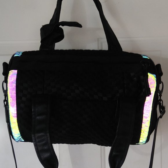 VERA WANG BLACK DUFFLE BAG or BARREL PURSE w/ REFLECTIVE ACCENTS - Picture 2 of 16